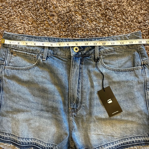 Arc High Waisted BF Short - Picture 7 of 7